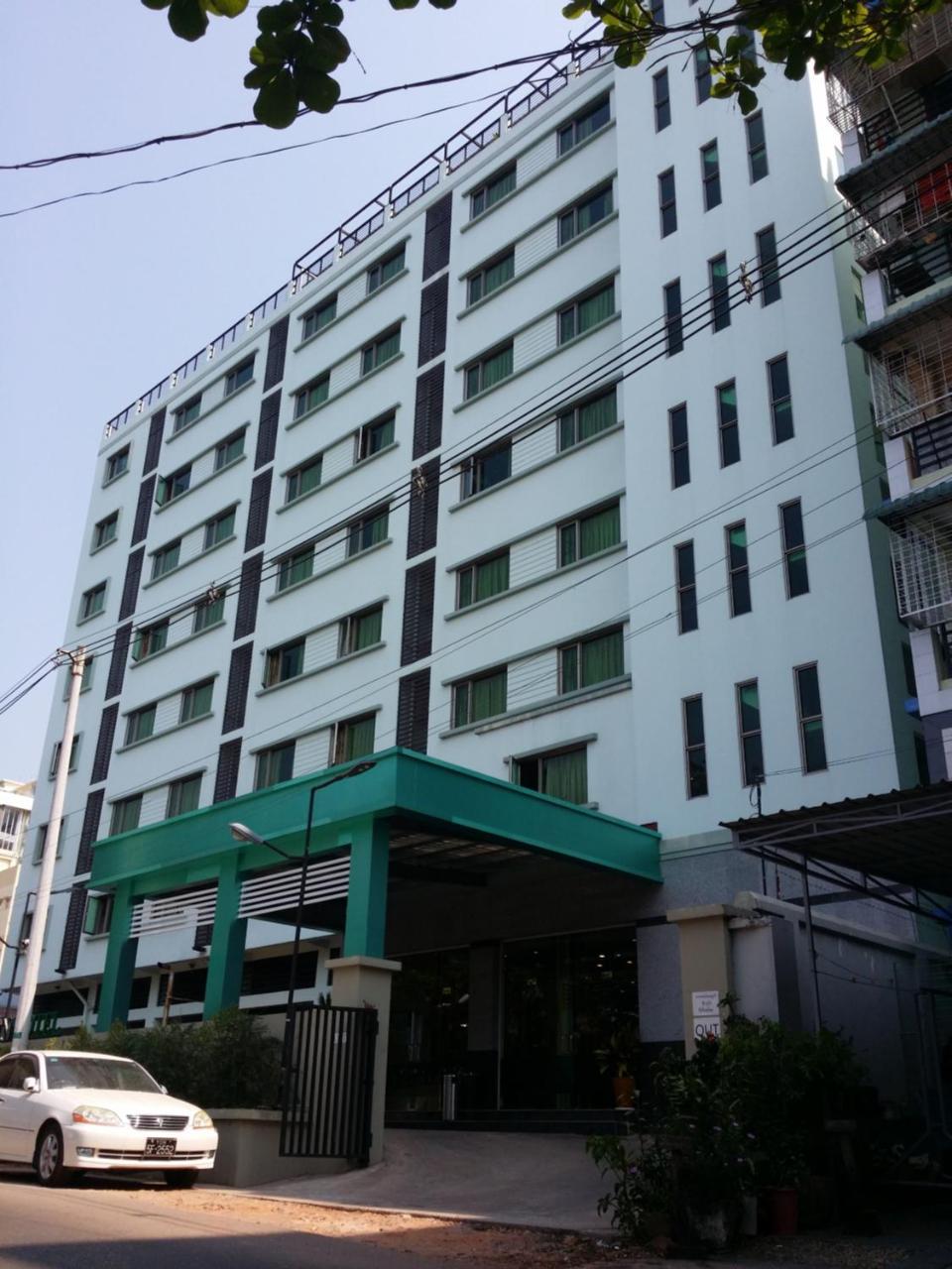 Silver Green Hotel Yangon Exterior photo